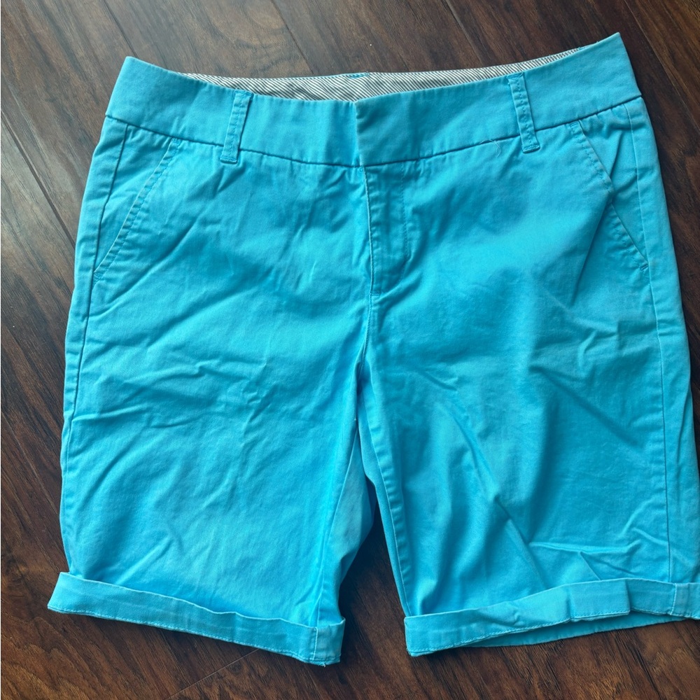 STYLUS Women's Vibrant Blue Bermudas